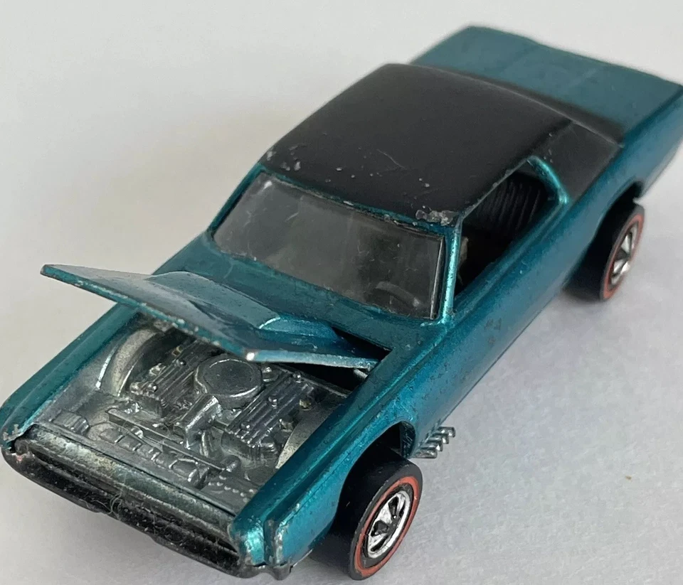 Hot Wheels Redline 1967 Custom T-Bird Aqua interior negro casi como nuevo Foto 1 de 4