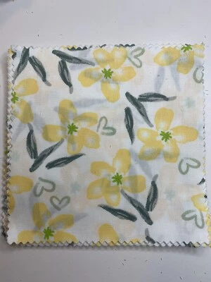 Cuadrados de tela Moda de 20-5” X 5” (flor amarillo) Foto 1 de 2