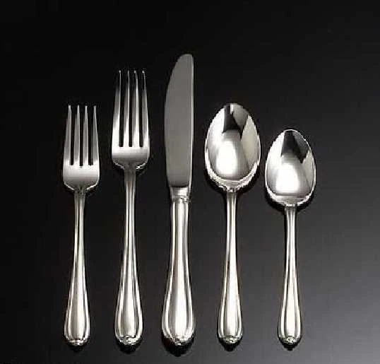 Gorham MELON BUD 20 piezas Juego de cubiertos de acero inoxidable 18/10 Servicio para de 4 NUEVO Foto 1 de 1