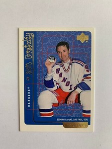 1999-00 Upper Deck Retro Epic Gretzky #EG10 Wayne Gretzky - New York Rangers