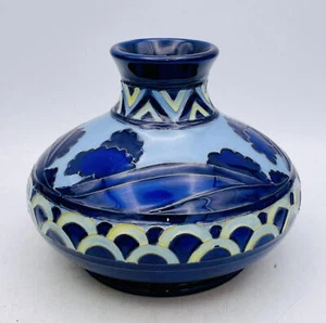 MOORCROFT Centenary Vase SECOND DAWN von William Moorcroft - Bild 1 von 4