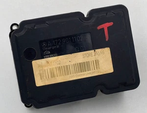 Mercedes Benz W204 C250 ABS Anti Brake Pump Control Module Unit A1729011102 - Picture 1 of 2