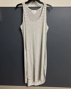 Olive & Oak Gray White Scoop Neck Midi Tank Dress Round Hem Size Medium Women’s - Picture 1 of 8