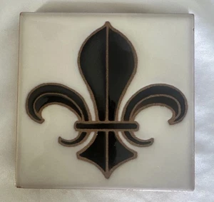 Vintage C.L.P. Signed Terra-Cotta Tile - 4 Inch Decorative Fleur-de-Lis Design - Picture 1 of 4
