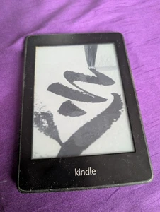 Amazon Kindle EY21, 5th generation paperwhite please read description  - Picture 1 of 11