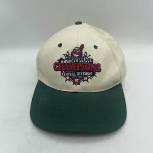 Cleveland Indians American League Champions Molkerei Mart Druckknopflasche Hut Chief Wahoo - Bild 1 von 8