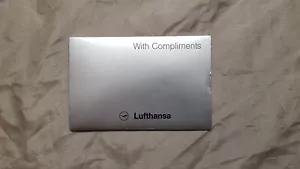 Cartella T42 con scheda telefonica Lufthansa First Class T.N.C Travel Card nuova rara - Foto 1 di 4