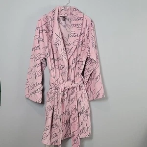 Victoria's Secret plush cozy pink spell out logo short robe size M/L script - Foto 1 di 7