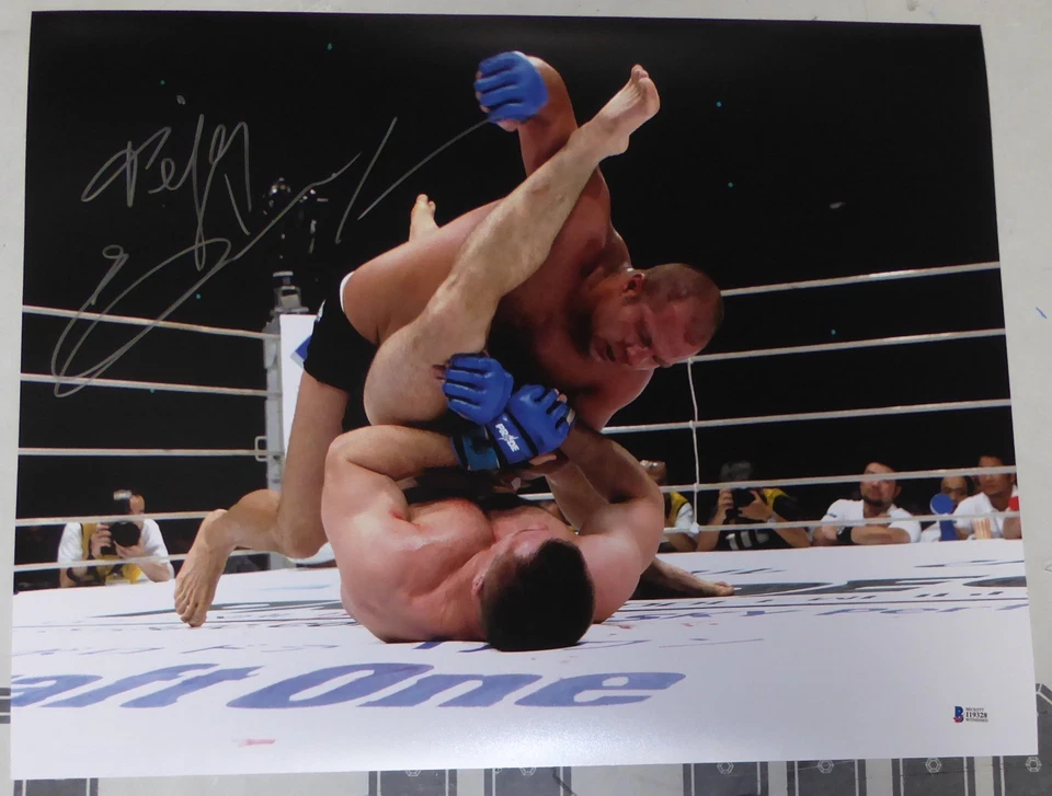 Fedor Emelianenko Signed 16x20 Photo BAS COA Auto'd Pride FC 2005 v Cro Cop UFC - Image 1 of 4
