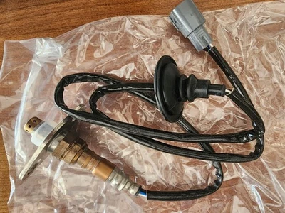 Juego de sensores de oxígeno aguas arriba y aguas abajo Toyota Tacoma 2000-2004 Foto 1 de 4