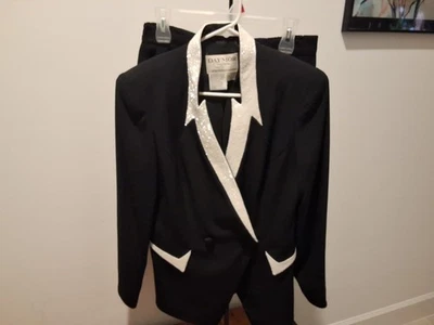 Chaqueta y falda Daymor Couture 2 piezas con cuentas como nueva talla 10 Foto 1 de 4