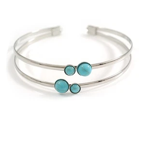 Schickes silberfarbenes Armkettchen mit türkisfarbenem Perlenakzent - verstellbar - Größe S/M - Bild 1 von 4