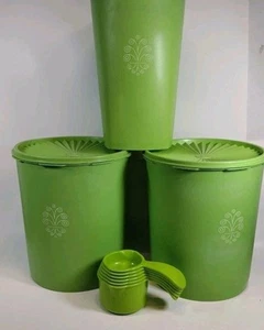 Tupperware 9 pièces vert citron 16 tasses 1222-6, 2 x 28 tasses 1339-5, tasses à mesurer - Photo 1/24