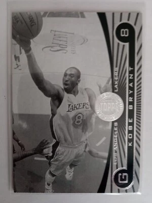 Topps Rare KOBE BRYANT 05/06 FIRST ROW B&W LIMITED ÉDITION 170/225 MVP LA LAKERS - Photo 1/3