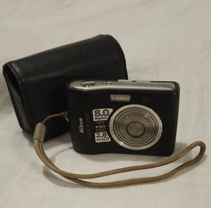 Nikon COOLPIX L15 Digital Camera 8MP 2.8" LCD w/Case - No Charger, Not Tested - Picture 1 of 11