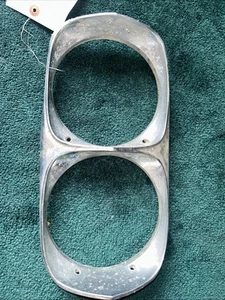 1966 Pontiac Bonneville Catalina Headlight Bezel - Foto 1 di 4
