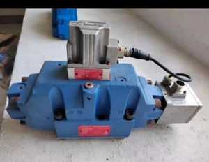 moog, D664-4010+D061-9312 - Imagen 1 de 4