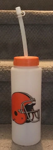 Vintage NFL CLEVELAND BROWNS Sports Water Bottle Cover