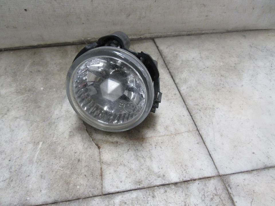 Luz antiniebla derecha 09 10 11 12 13 SUBARU FORESTER Foto 1 de 3