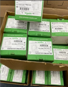 METSEPM2125C2DI2RO NEW In Box 1PCS Free Expedited Shipping - Picture 1 of 1