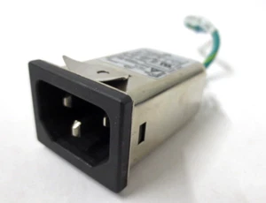 Delta 10GENG3Q Power Entry Module EMI Filtered 3 POS 250VAC 10A - Picture 1 of 4