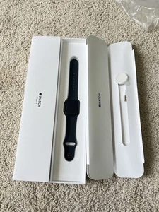 Apple Watch Series3 GPS 38mm Space Gray Aluminum Black Sport Band MTF02LL/A Used - Photo 1 sur 6