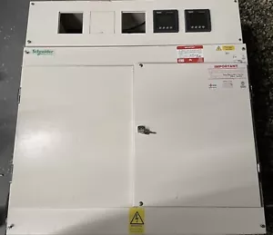SCHNEIDER 250A MCCB DISTRIBUTION PANEL BOARD 6 X TP WAYS SEE PHOTOS - Picture 1 of 6