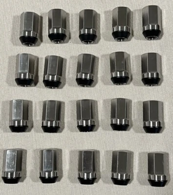 Tuercas de titanio M12 x 1,5 mm con lavadora Ti (60 grados) Honda S2000/DC Integra RSX Foto 1 de 4
