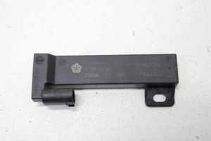 2015-2023 DODGE CHALLENGER REAR RIGHT OR LEFT SIDE KEYLESS ANTENNA MODULE OEM - Bild 1 von 7