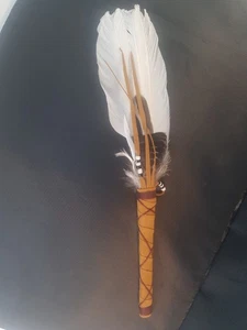 White Cleansing Energy Feathers & Suede Weaved Handle Beads Black & White Decor - Picture 1 of 10
