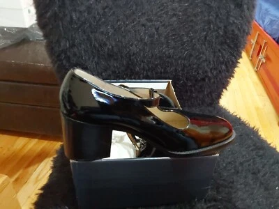 Zapatos para mujer Nuevo en caja Gap charol negro correa en T tacón 10 cuero genuino Foto 1 de 3