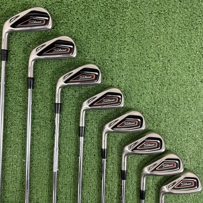 Juego de plancha Titleist 716 AP1 4-PW GW True Temper XP 90 S300 rígida flexible para zurdos Foto 1 de 4