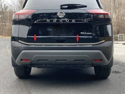 TAPA TRASERA CROMADA Maletero Acento Acero Inoxidable QAA PARA Nissan Rogue 2021-2026 Foto 1 de 2