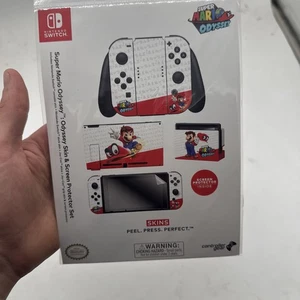 Juego de revestimiento y protector de pantalla Controller Gear Nintendo Switch Super Mario Odyssey - Imagen 1 de 2