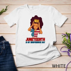 T-Shirt Juneteenth is My Independence Day 4. Juli schwarz Afro-Flagge Unisex - Bild 1 von 15