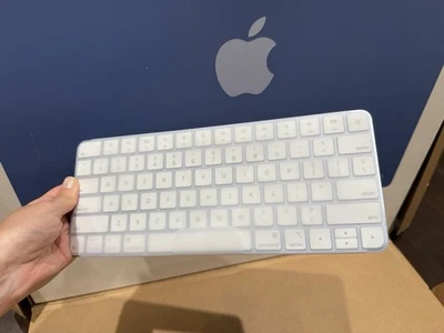 Brand New Apple Magic Keyboard (USB–C Port) in Blue Purple - US English - Image 1 of 4
