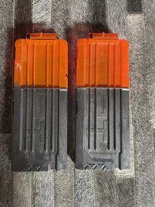 2x Nerf Aufsatz Zubehör Kinder Pistole Sonderlackierung Silber sehr guter Zustand 10 Kugel Clips - Bild 1 von 4