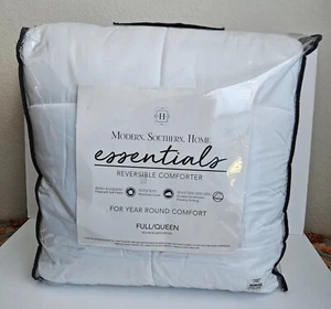 NEW Modern Southern Home White Reversible Comforter Full/Queen - Picture 1 of 5