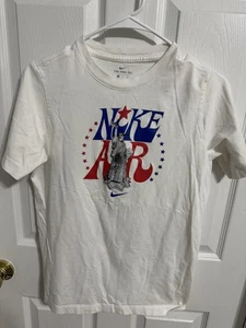 Nike Air Youth XL Statue Of Liberty White Patriotic T-shirt 100% Cotton - Picture 1 of 3