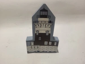 The Cat's Meow Wooden Ornament Limited Edition Robbins Reef Lighthouse - Bild 1 von 2