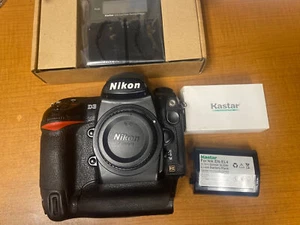 Nikon D3 12.1MP Digital SLR Camera Body Only 28,349 Count AS IS ISSUES READ MORE - Picture 1 of 11
