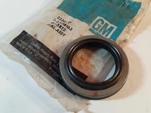 NOS GM 1971-1976 Chevrolet Oldsmobile Buick Impala rear axle shaft seal 1236163 - Picture 1 of 14