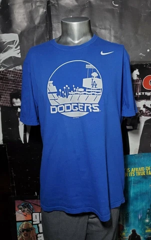 Nike MLBP 2015 Los Angeles Dodger City T-Shirt Men's Size XL Minor Blemish Cover