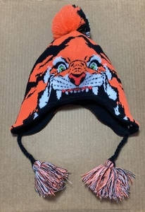 Under Armour 4-6 Years Youth Tiger Tassle Winter Hat Beanie - Picture 1 of 3