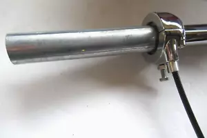 Twist throttle for Amal concentric with Barnett cable for 7/8" handlebars set - Picture 1 of 5