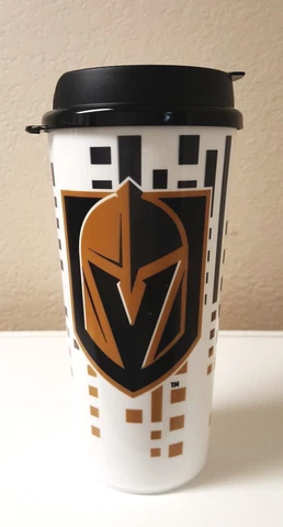 32 OUNCE TRAVEL TUMBLER VEGAS GOLDEN KNIGHTS PLASTIC MUG CUP WITH LID NEW Cover