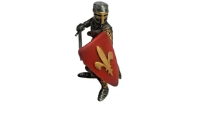 Schleich Germany 2003 Medieval Knight Figurine Army Knight Figure Red Shield - Picture 1 of 6