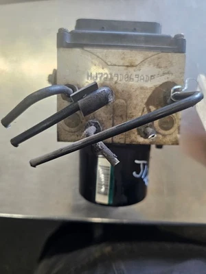 Dodge Ram 3500 2008 2x2 ABS módulo de unidad de freno antibloqueo Foto 1 de 4