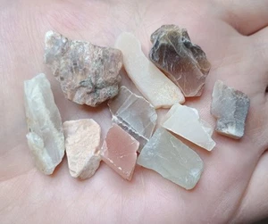 10 Unpolished Moonstone Pieces Mineral Healing Crystals - Picture 1 of 1