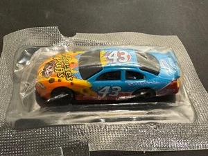 2008 General Mills Reese"s Puffs Müsli NASCAR #43 Rennwagen - NRFP - Bild 1 von 5